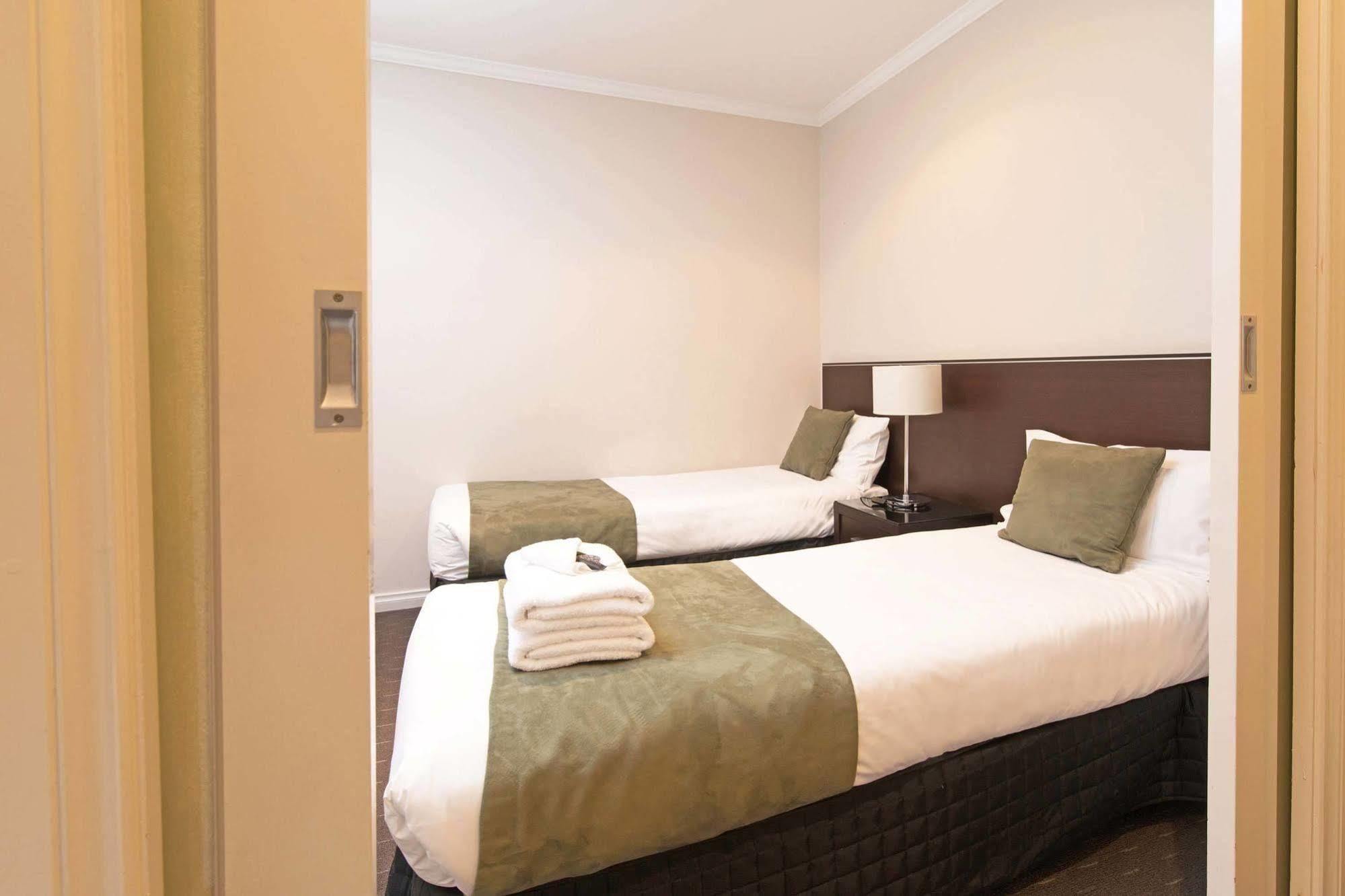 Frome Apartments 애들레이드 외부 사진